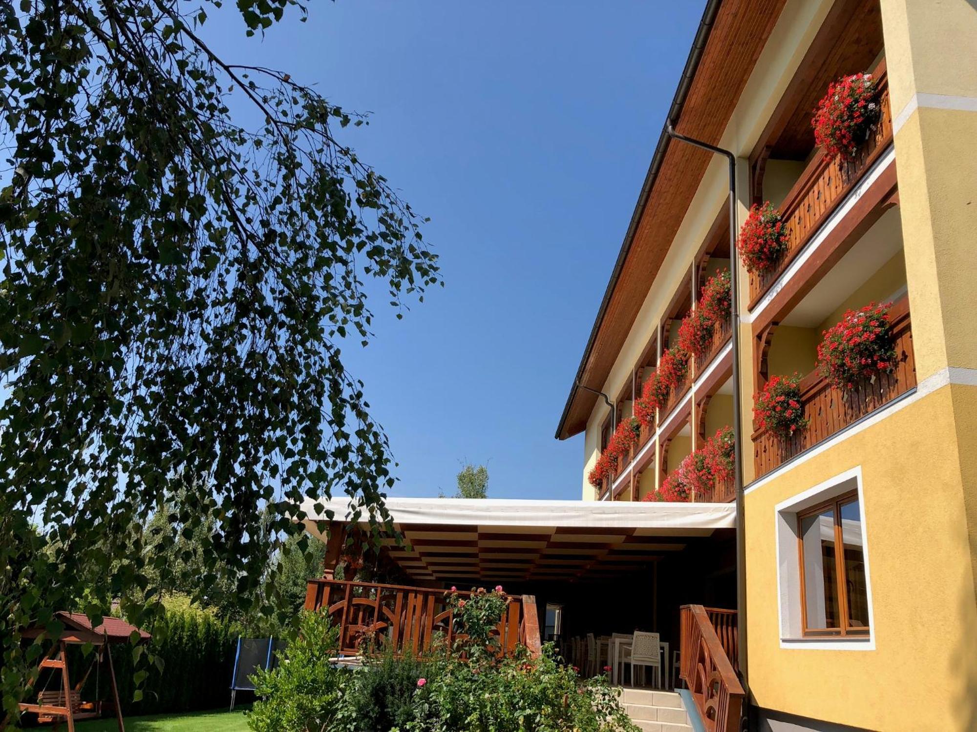 Hotel Alex Sankt Kanzian am Klopeiner See Bagian luar foto