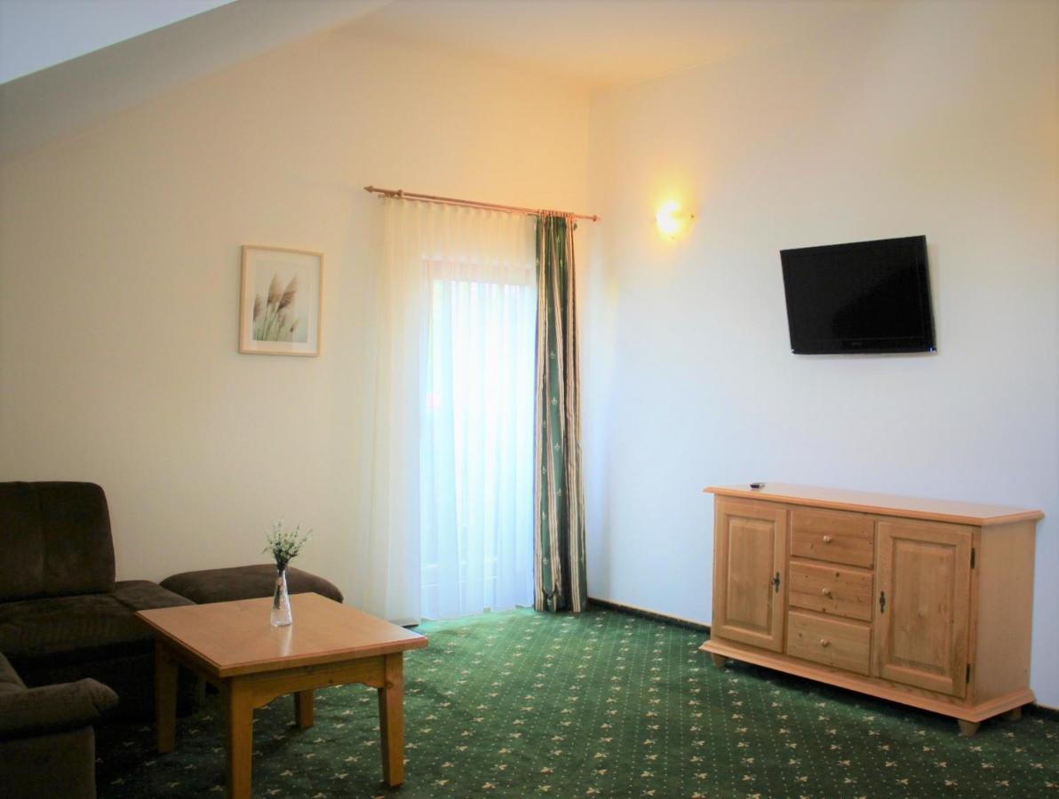 Hotel Alex Sankt Kanzian am Klopeiner See Bagian luar foto